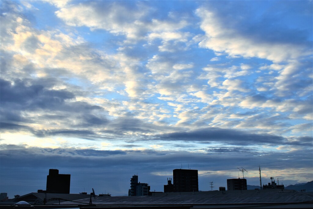 福岡の朝空