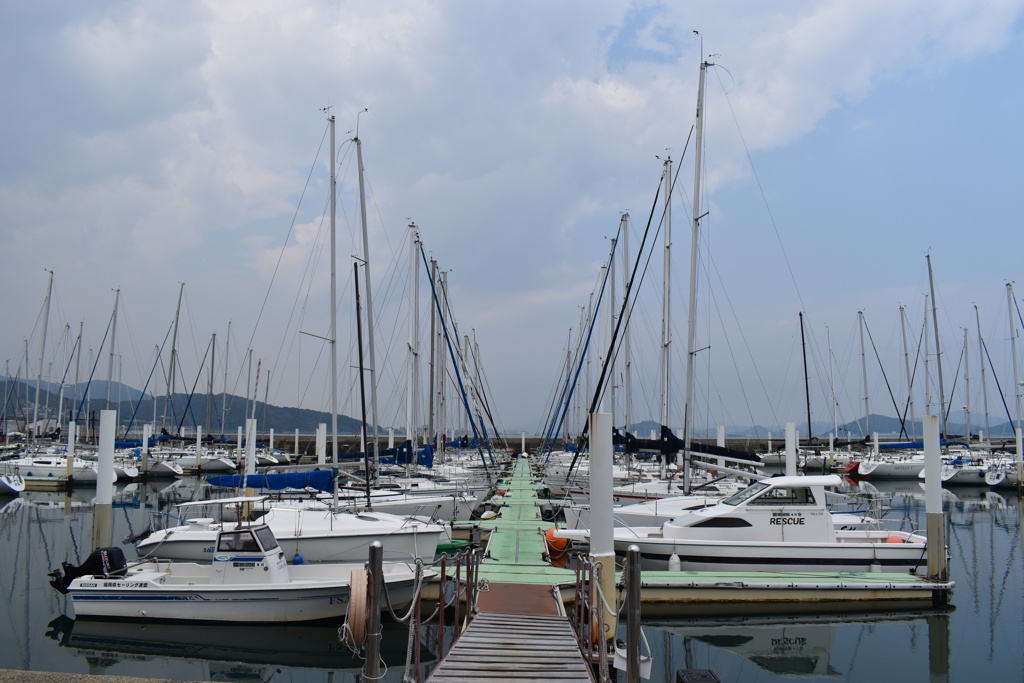 ヨットハーバー