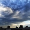 空に巻いている雲