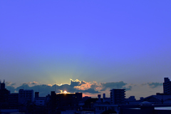 日が昇り始める福岡の空