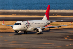 J-Air ERJ-170 JA214J