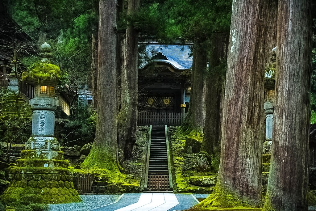 勅使門