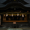 夜明けの拝殿