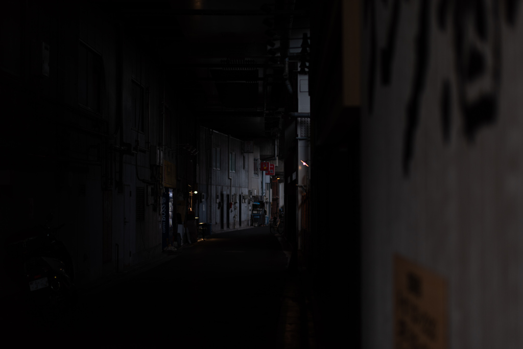 未踏の路地（神田南口）