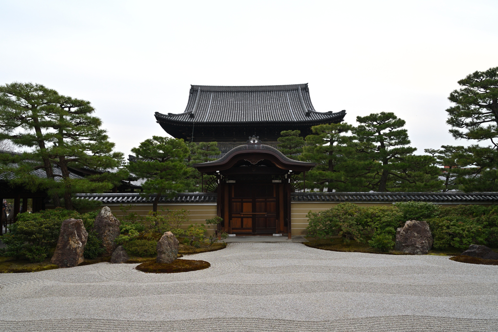 建仁寺・方丈前庭