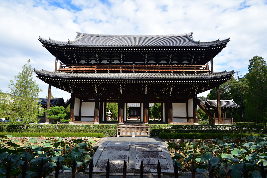 東福寺　三門