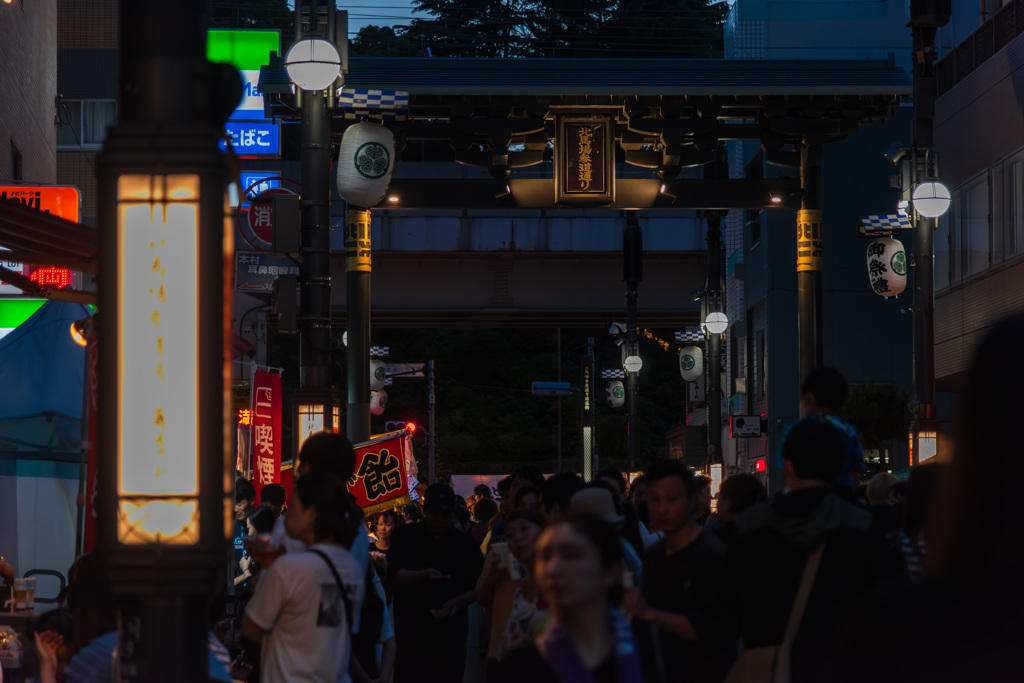 品川神社例大祭の夜３