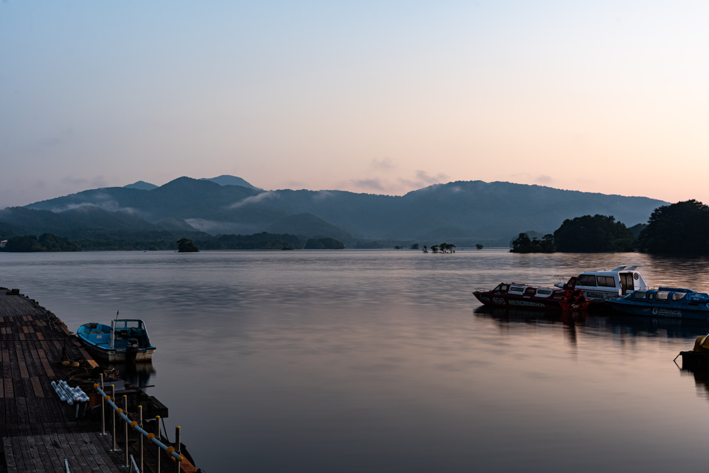 桧原湖の朝３