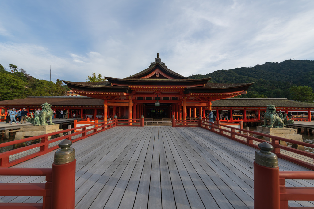 嚴島神社（御本社）