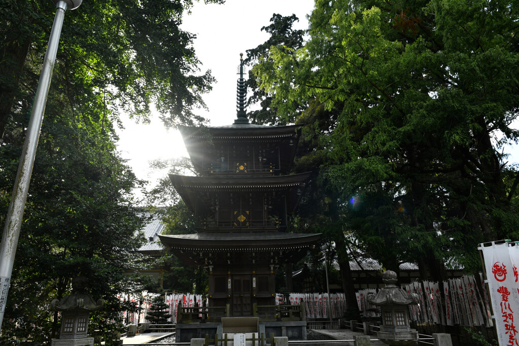 豊川稲荷（妙巌寺）三重塔