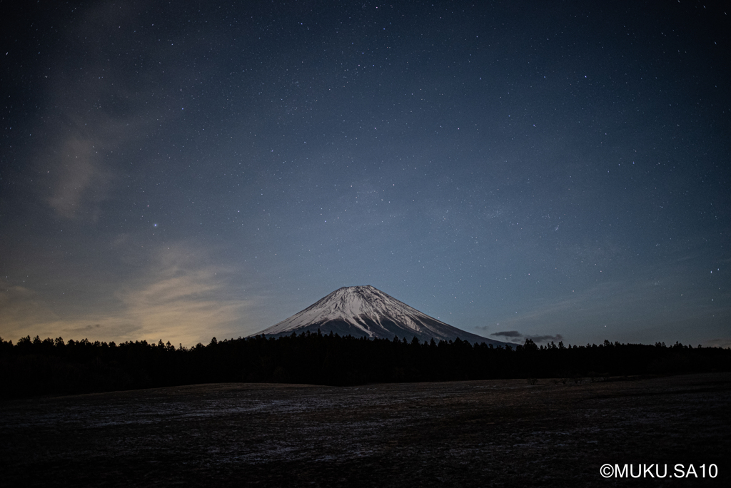 朝霧高原の星景