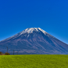 牧場と富士山