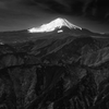 モノクロの富士山