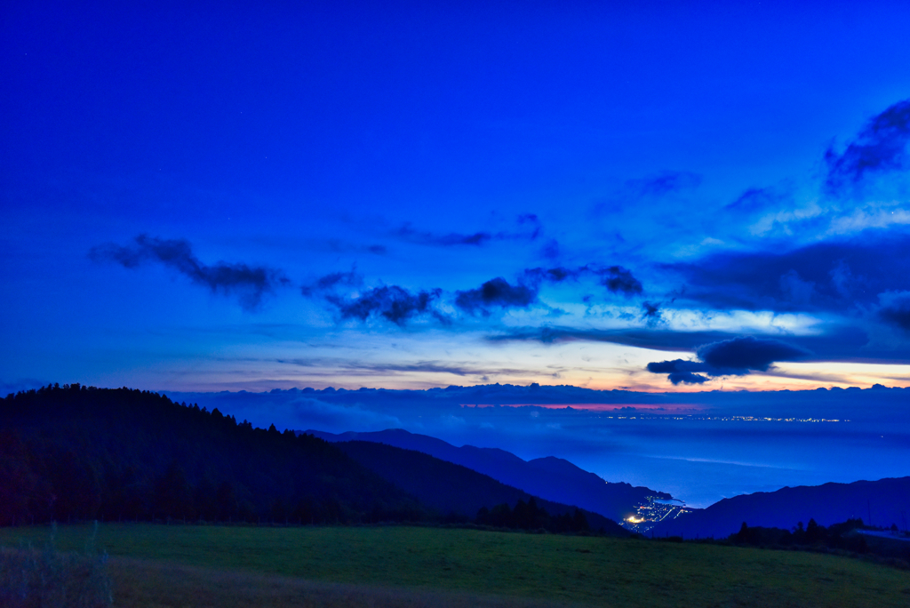 夕焼けの高原