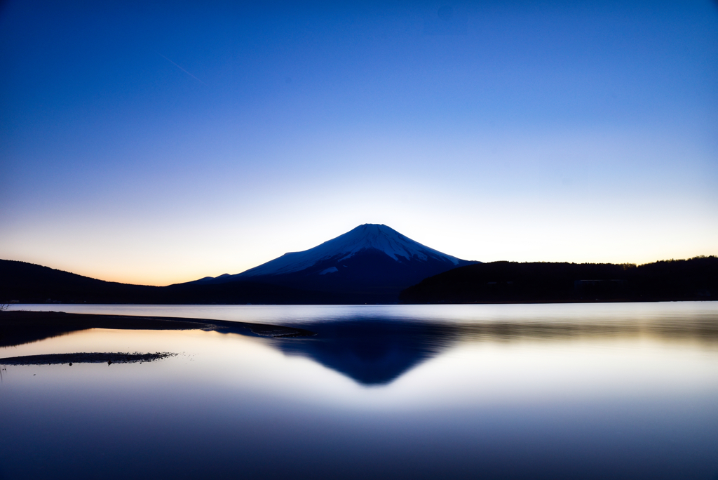 富士山のシルエット