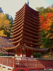 談山神社　十三重の塔  全容
