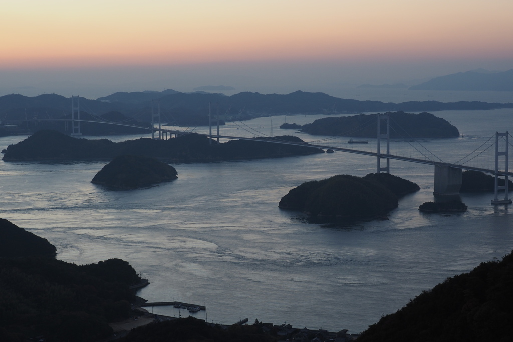 来島海峡大橋