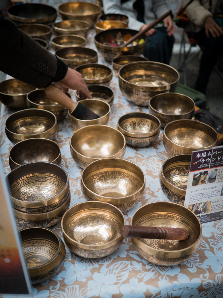 Singing bowl