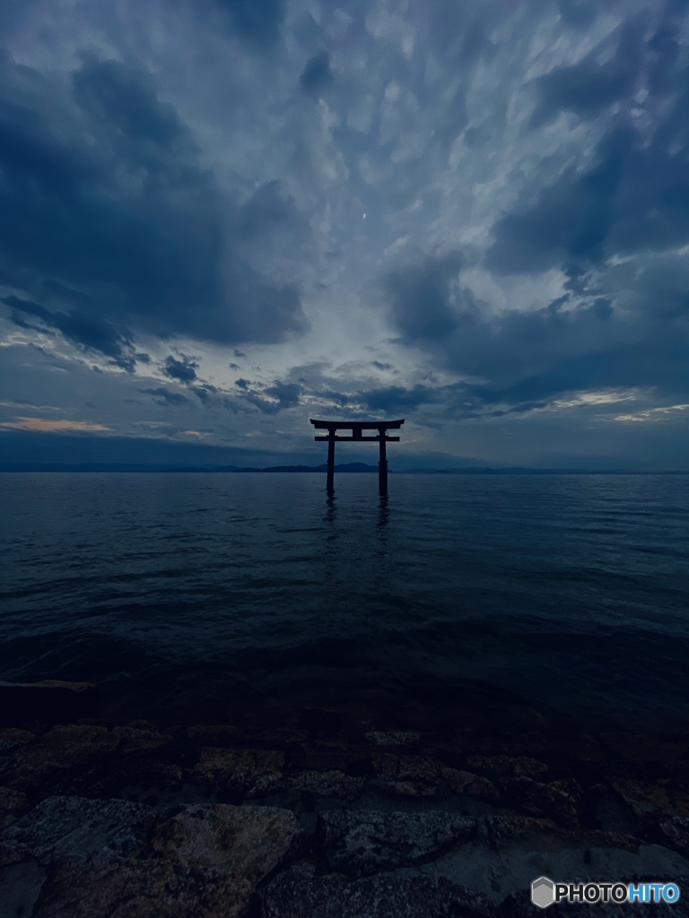 蒼天月春