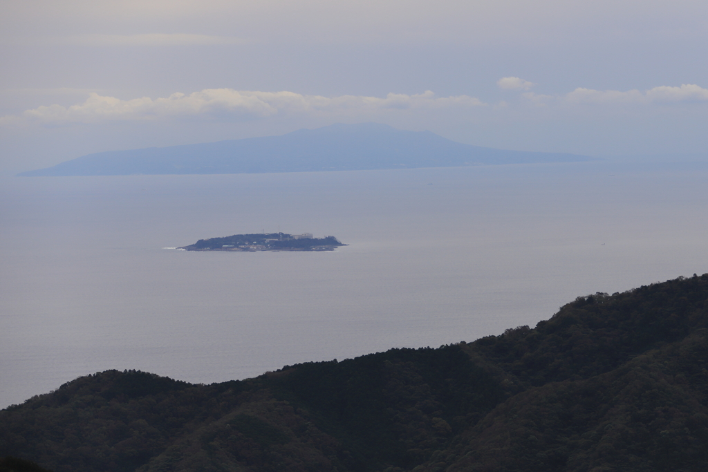 大観山展望台（４）　初島　大島