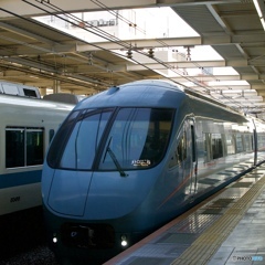 B941A948-E817-4645-9AE2-230DA84F1C58