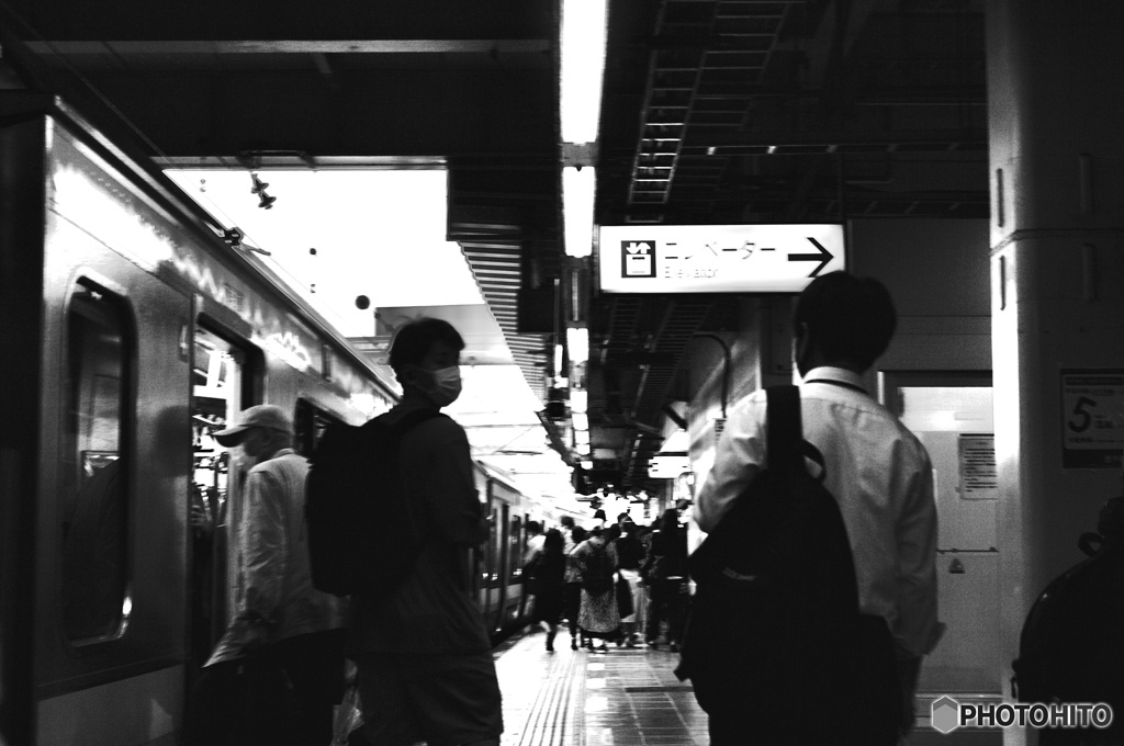 AECA9539-2033-4AF0-953B-99322BDD12A4