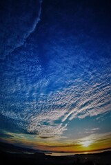 ♬今の君が何色の空を見上げていても