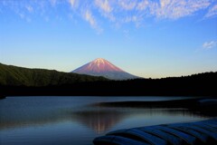 梅雨の晴れ間の夕刻に１