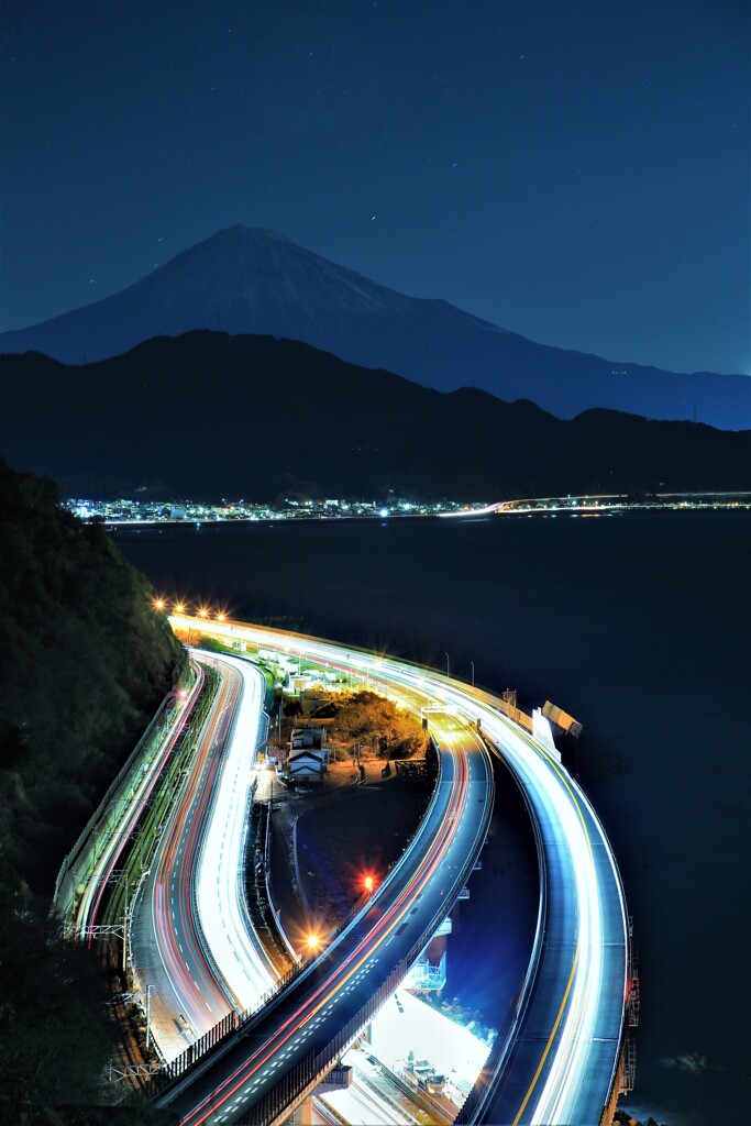 富士の國を彩る金色の河２