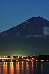 登山道の灯り１