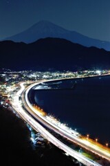 富士の國を彩る金色の河３