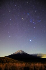 ススキと冬の大三角形