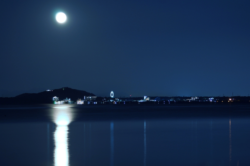 月照の浜名湖