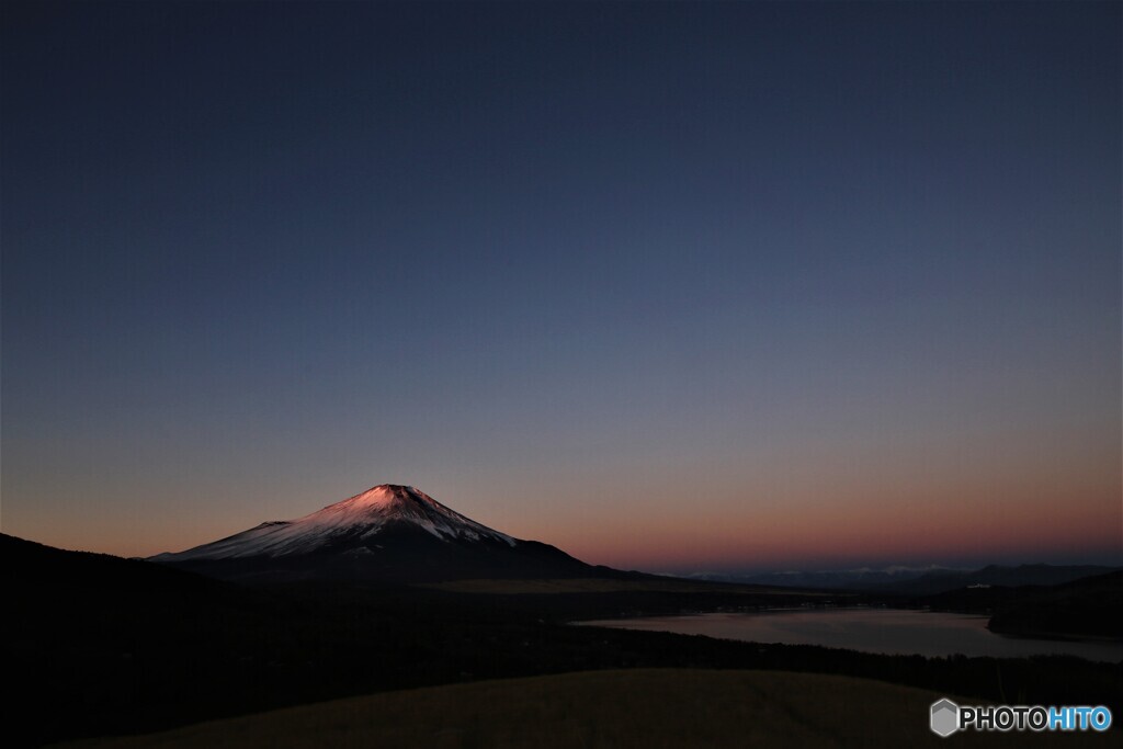 ２０１８年初日を浴びる山頂ａｍ７：０８