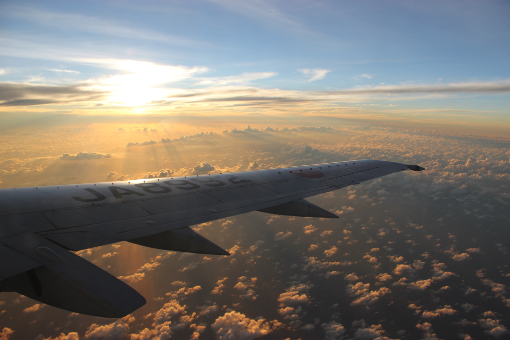 飛行機からの夕日