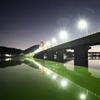 湖上の橋