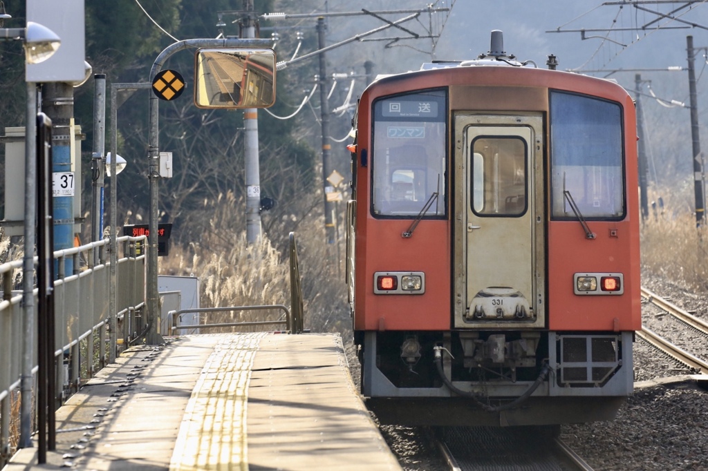 無人駅にて3