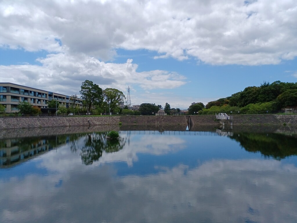 西宮市　ニテコ池