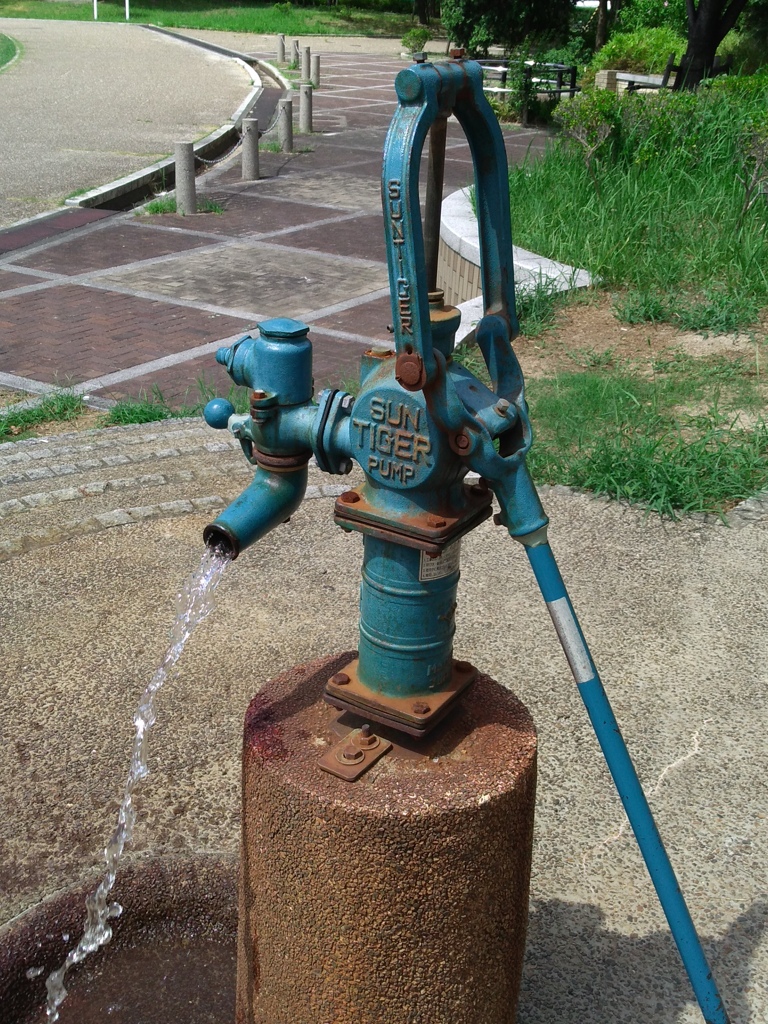 手押しポンプ　その2