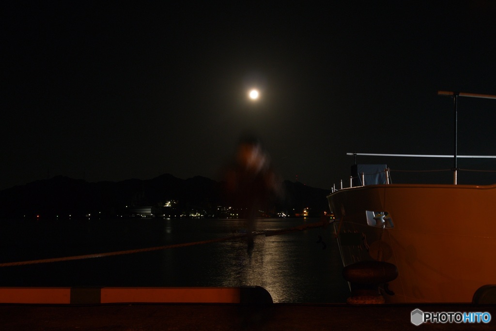 月夜の晩に②　オバケ