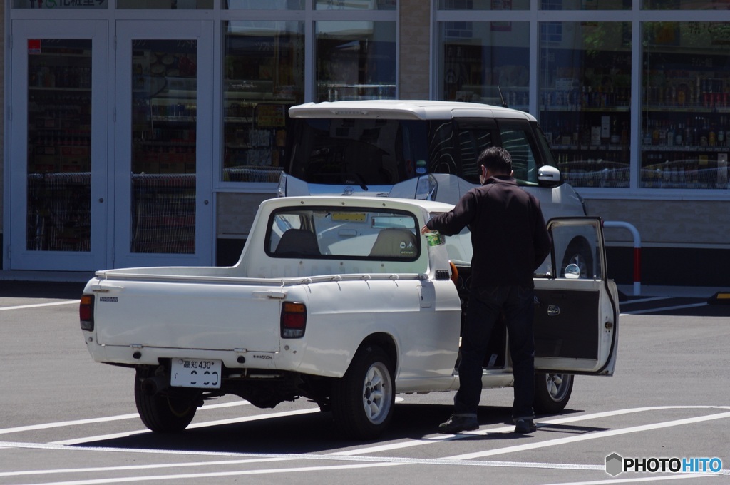 おじさんの車①　サニトラ