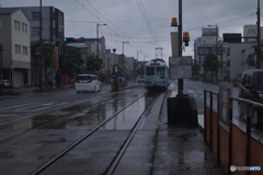 雨の日の電停