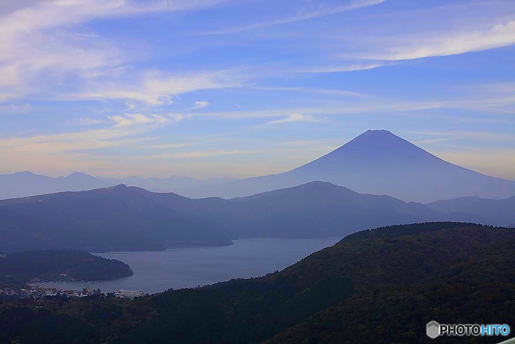 箱根　芦ノ湖と富士山