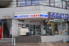 ローソン・ポプラ