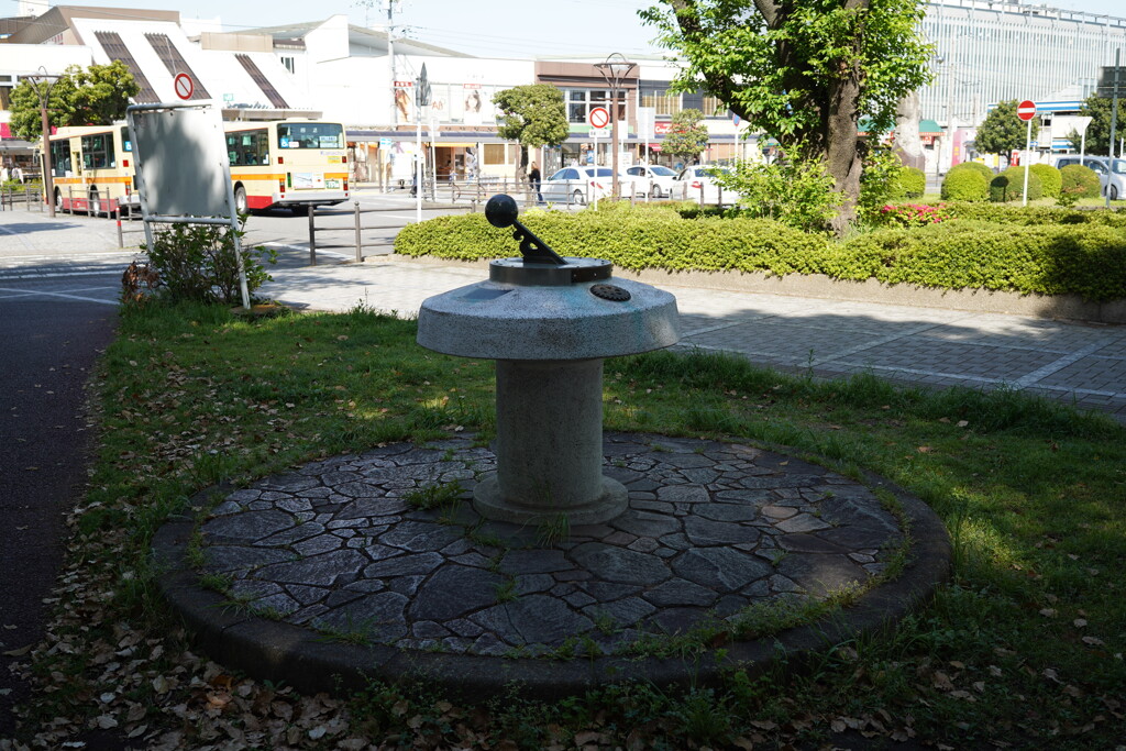 日当たりの悪い日時計
