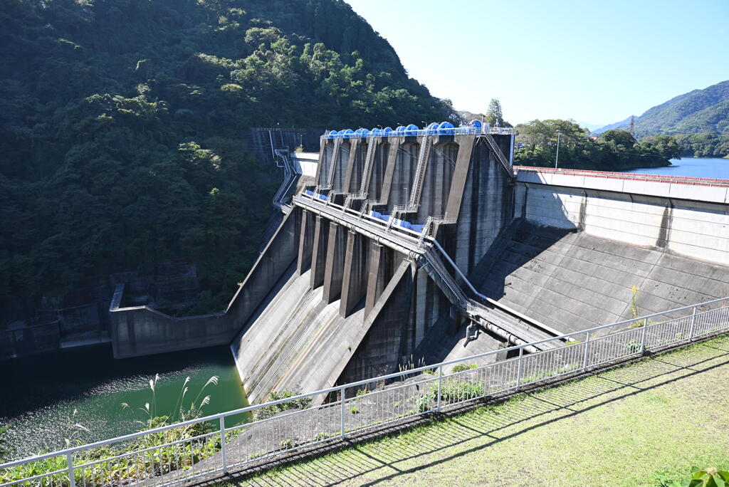 城山ダム