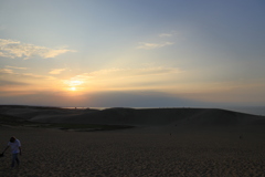 夕陽と砂丘