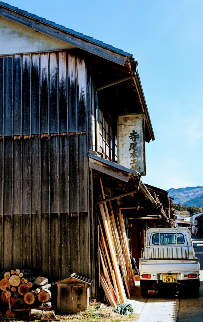 岩村町の昔懐かしい木工所