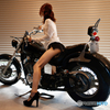 バイクと女性