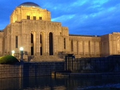 聖徳記念絵画館